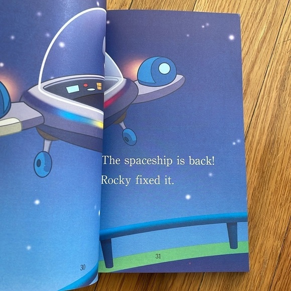 Paw Patrol Step into Reading Book includes 5 Early Reader Dog Puppy Pet Stories - Picture 5 of 5